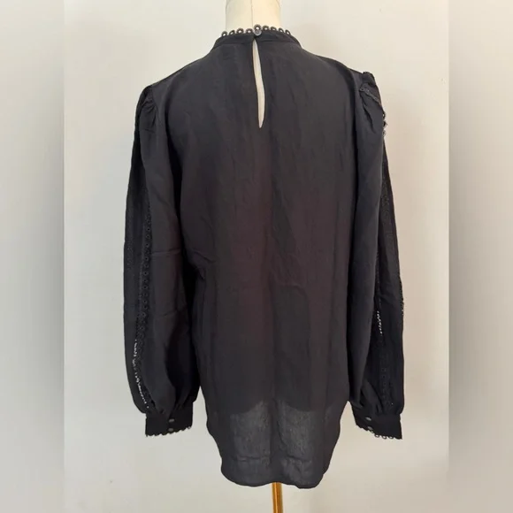 Ann Taylor Tall Eyelet Pintucked Blouse Black Size Small Tall - Picture 10 of 13